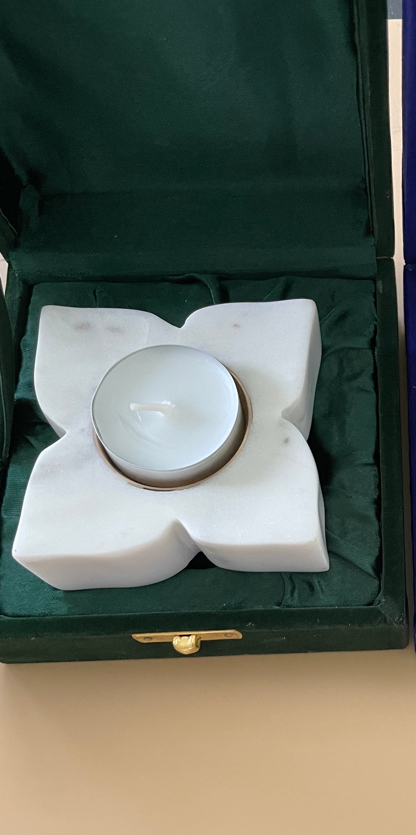 White Marble T-light candle holder